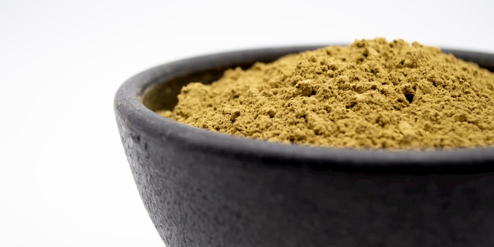 A bowl of Bali kratom powder